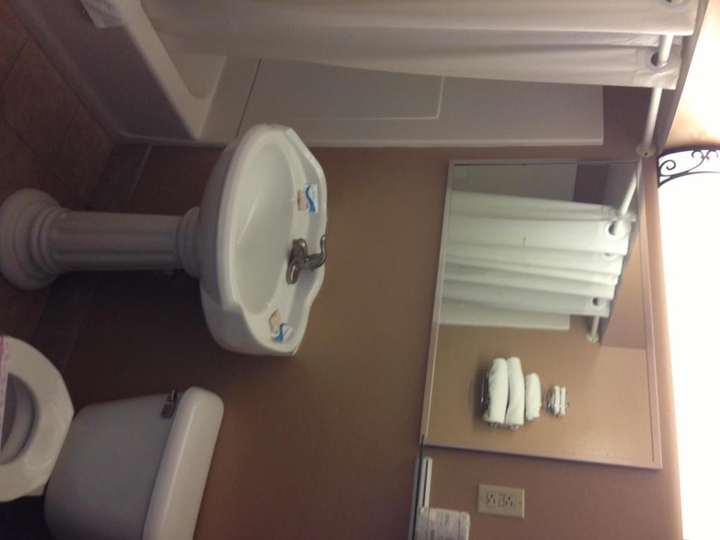 Cadet Motor Inn - Coldwater Rom bilde